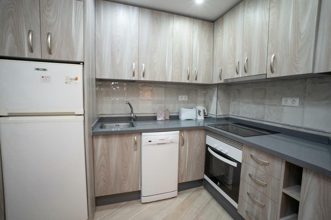 Palmeras 80 Menyber 네르하 외부 사진