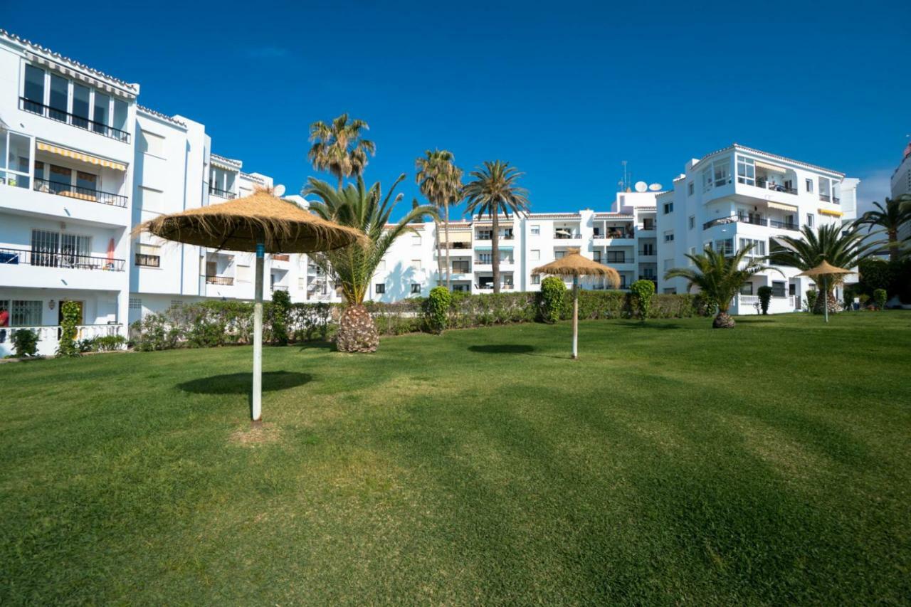 Palmeras 80 Menyber 네르하 외부 사진